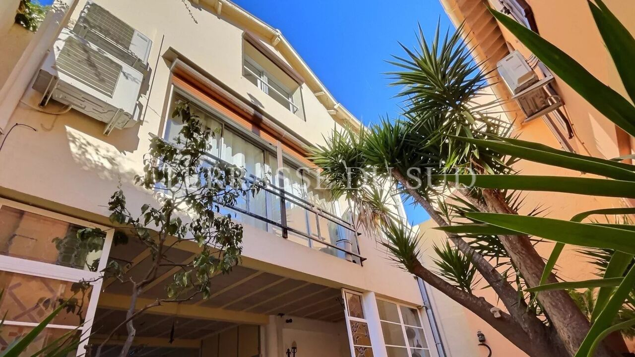 maison 9 pièces 256 m2 à vendre à Marseille 8 (13008)