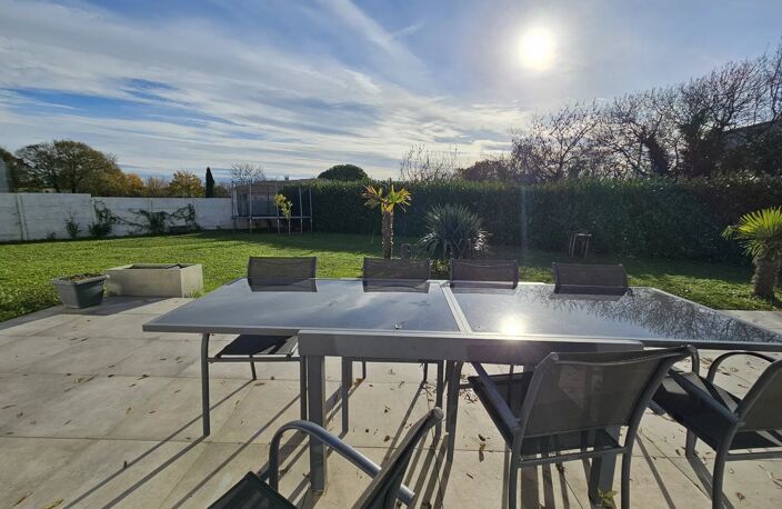 Plain pied de 165m² à deux cent mètres de La Jarrie — photo 3