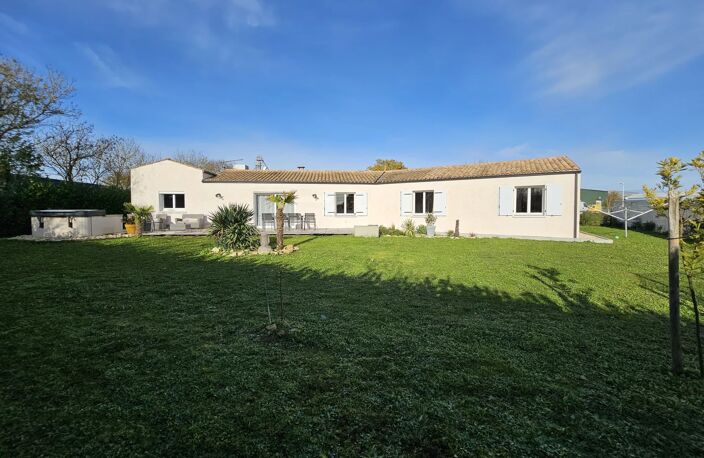Plain pied de 165m² à deux cent mètres de La Jarrie — photo 5