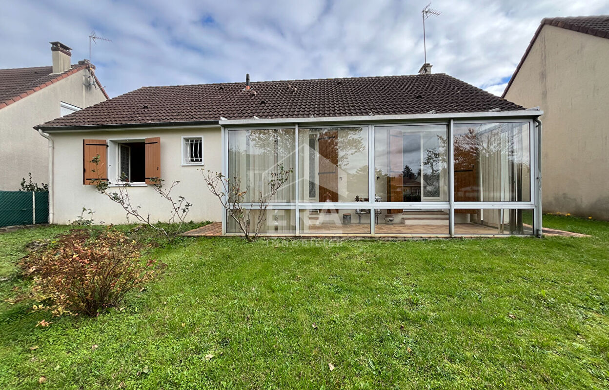 maison 4 pièces 88 m2 à vendre à Châteauroux (36000)