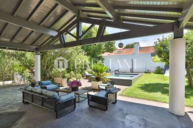 Maison 9 pièces 12000 €