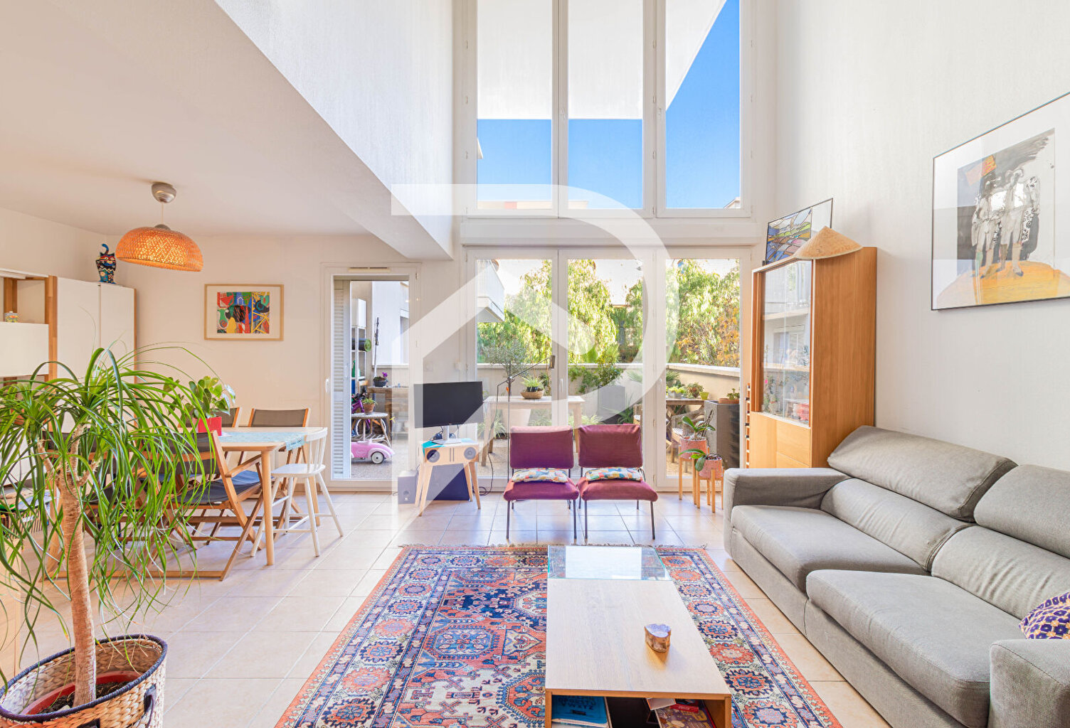 Sublime Appartement Marseille T4 96m2 + Terrasse 22m2 + 2 places de Parking en sus — photo 1