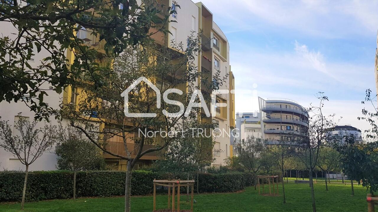 appartement 2 pièces 43 m2 à vendre à Issy-les-Moulineaux (92130)