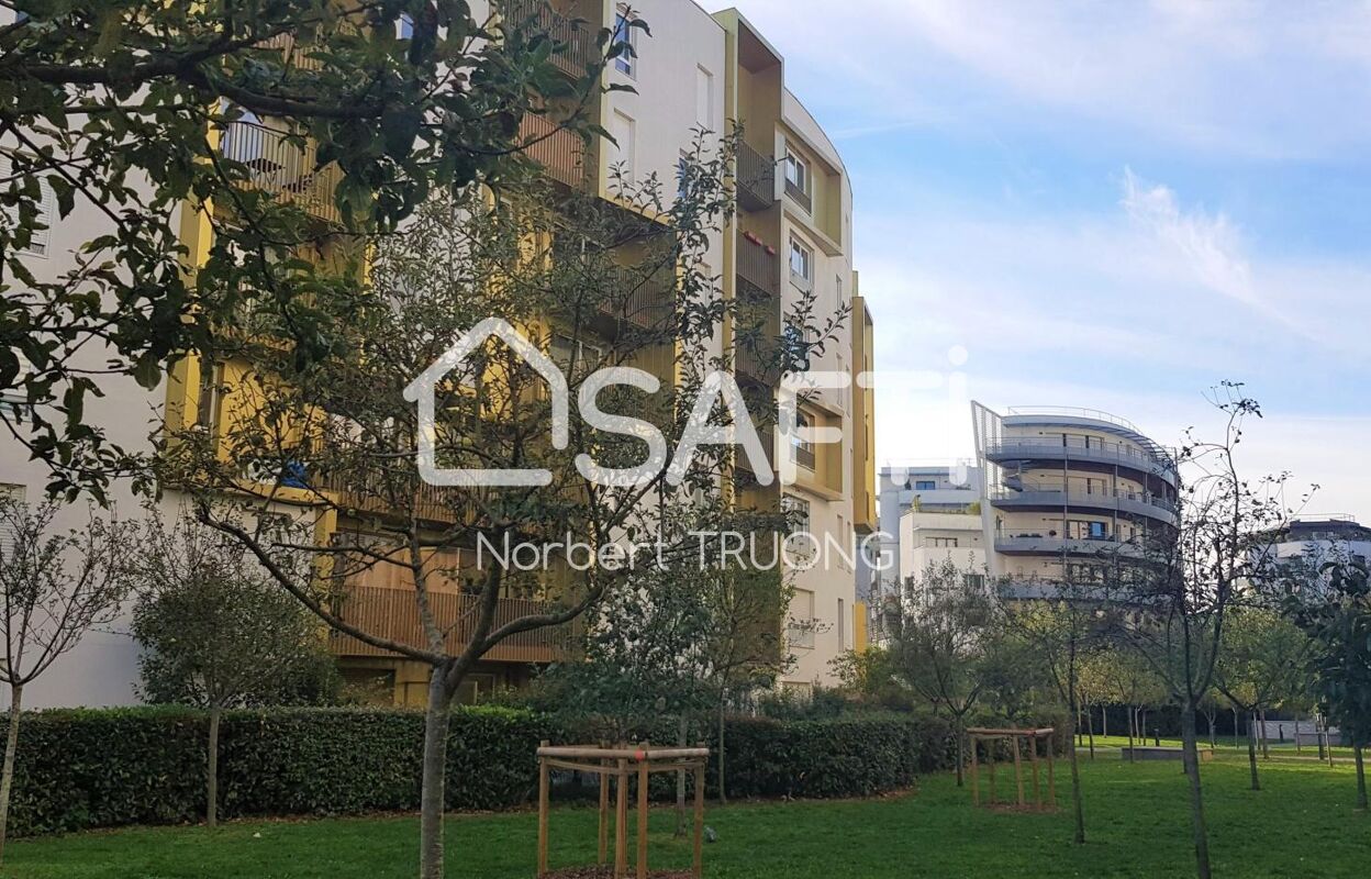 appartement 2 pièces 43 m2 à vendre à Issy-les-Moulineaux (92130)