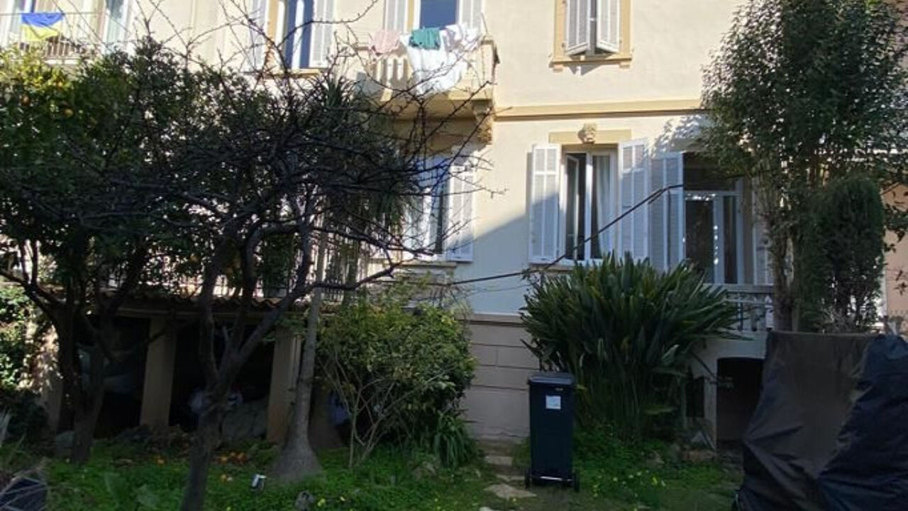 maison 10 pièces  m2 à vendre à Cannes (06400)