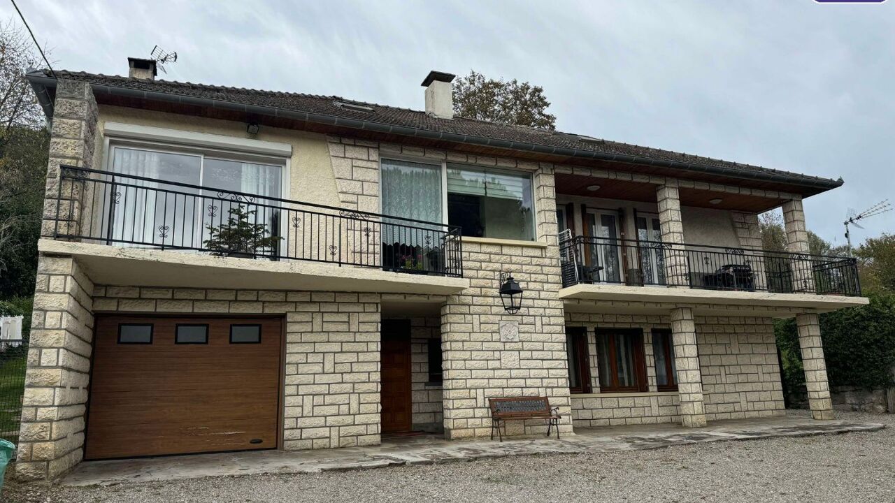 maison 9 pièces 223 m2 à vendre à Foix (09000)