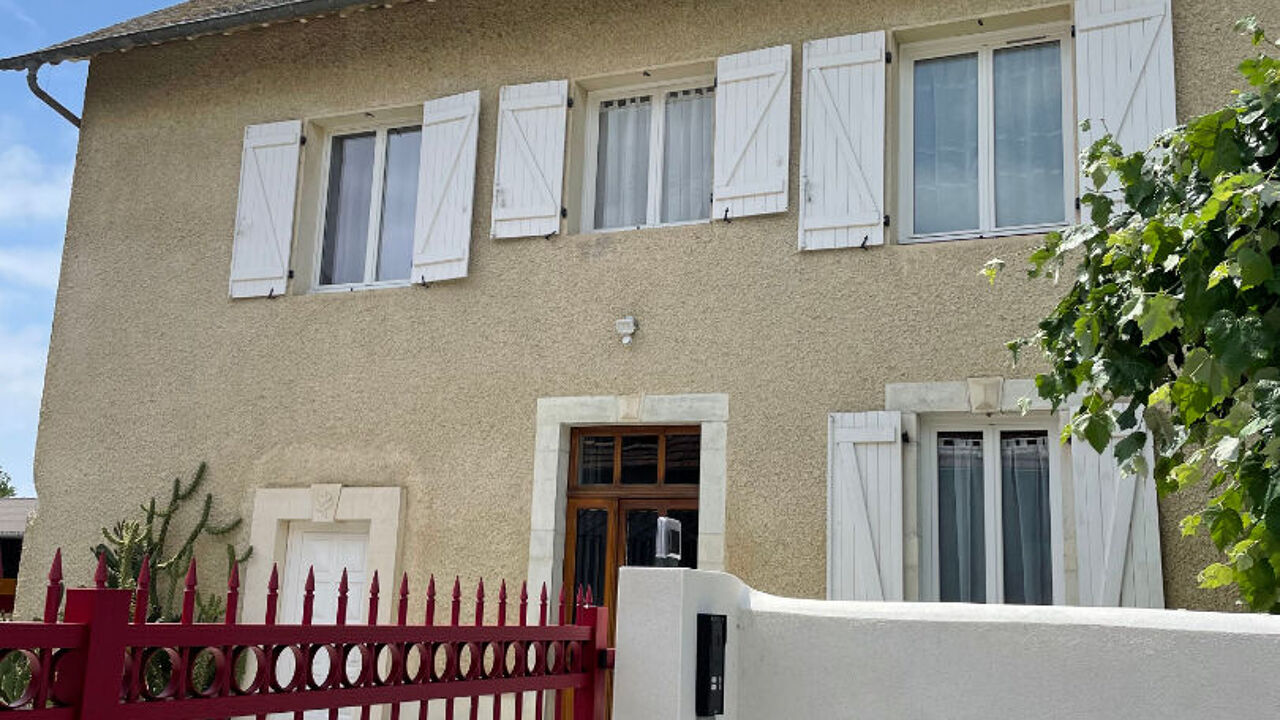 maison 4 pièces 93 m2 à louer à Buros (64160)