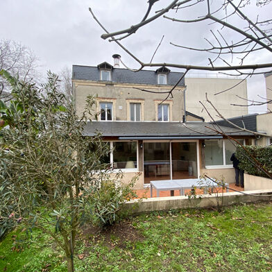 Maison 7 pièces 146 m²