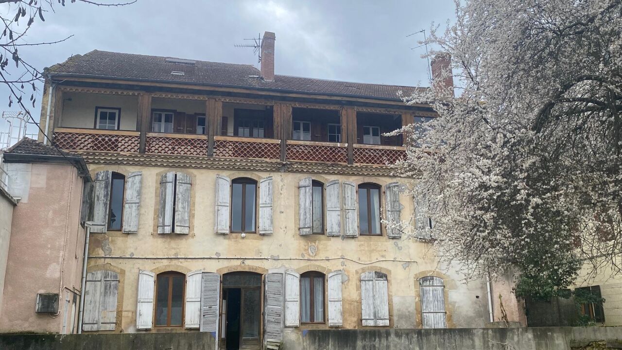 immeuble  pièces 410 m2 à vendre à Mirande (32300)