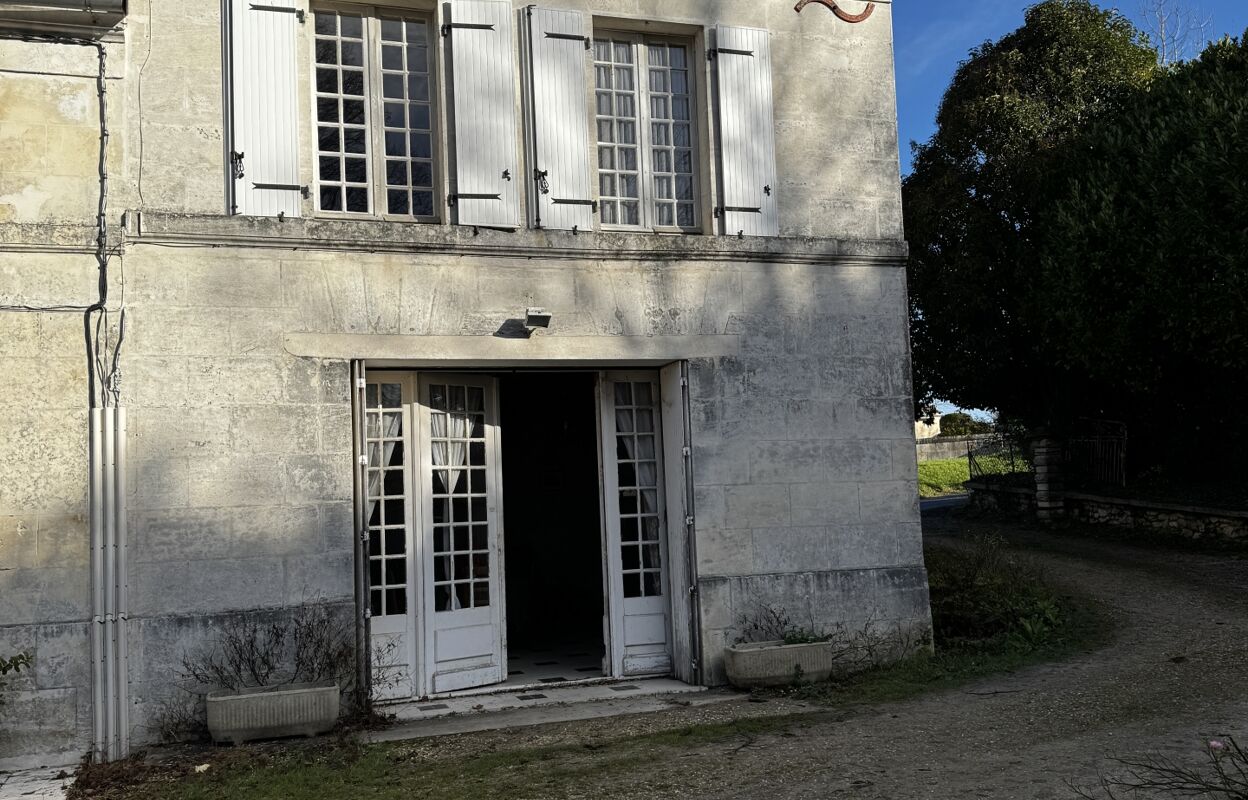 maison 4 pièces 97 m2 à vendre à Nieul-le-Virouil (17150)