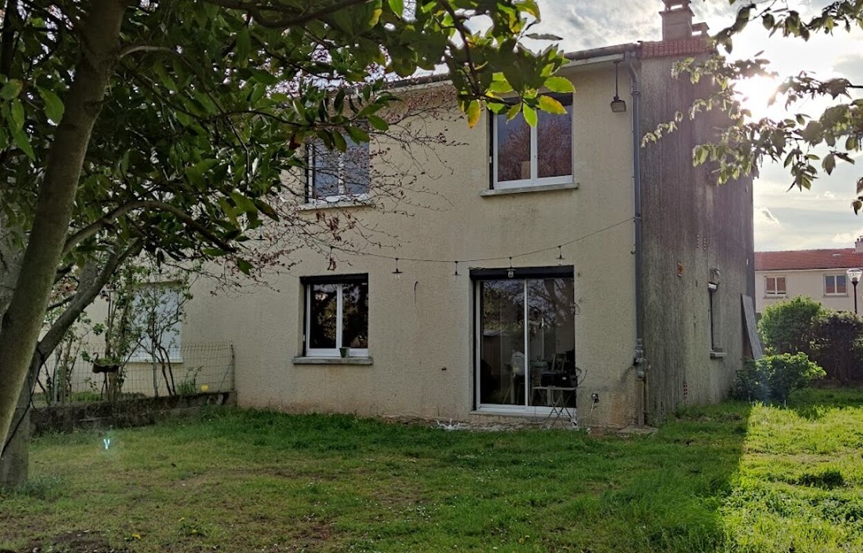 maison 5 pièces 113 m2 à vendre à Vernosc-Lès-Annonay (07430)