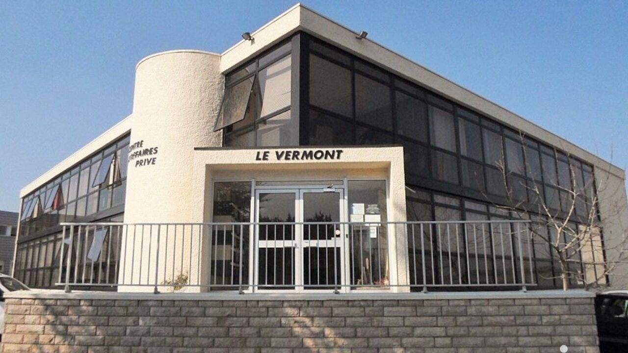 bureau  pièces 24 m2 à louer à Fontaine-Lès-Dijon (21121)