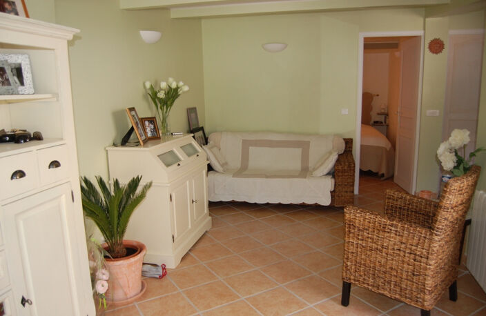Jolie maison aux  ANGLES — photo 2