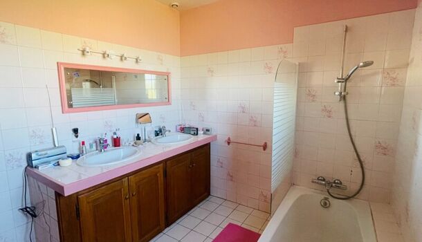 Villa / Maison 5 pièces  à vendre Romans-sur-Isère 26100