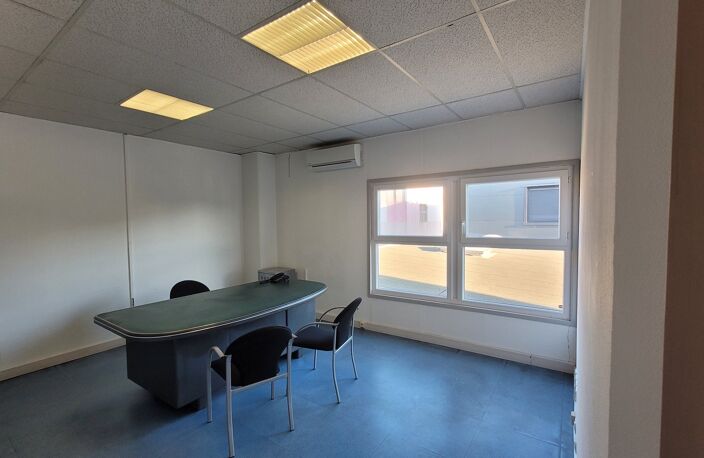 Bureau — photo 3
