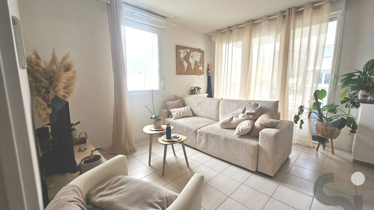 appartement 2 pièces 44 m2 à Saint-Égrève (38120)