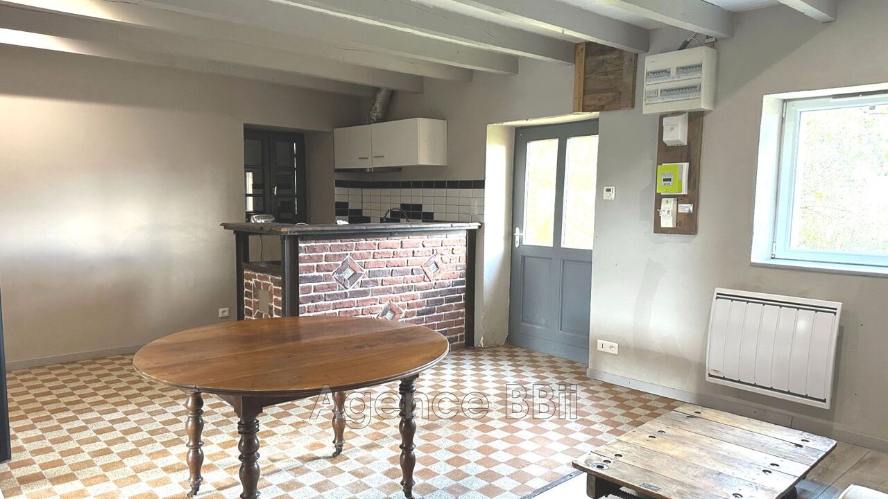 maison 2 pièces 65 m2 à vendre à Droiturier (03120)