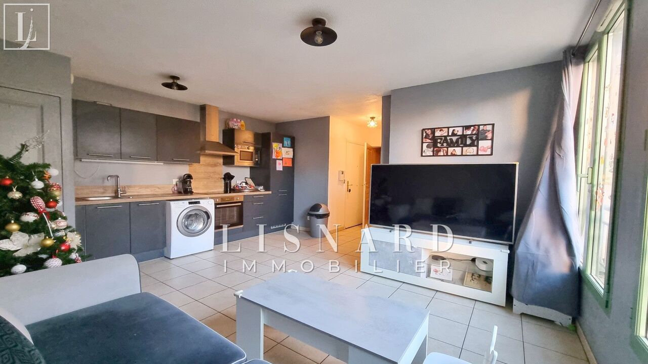 appartement 2 pièces 37 m2 à vendre à Vallauris (06220)