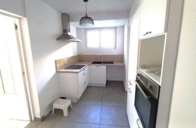 location maison 970 € CC /mois à proximité de Vaucluse (84)