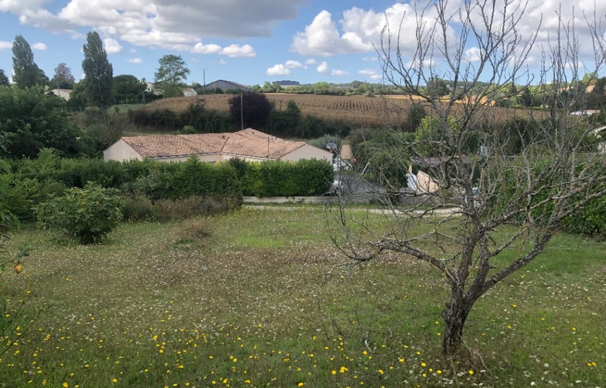 terrain  pièces 525 m2 à vendre à Bussac-sur-Charente (17100)