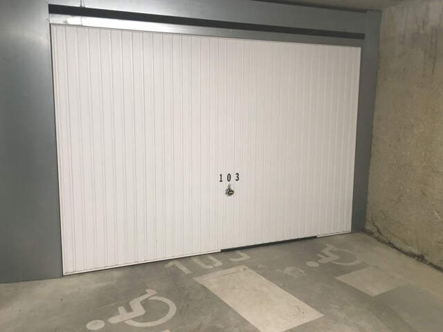 A VENDRE  GARAGE RENNES — photo du bien