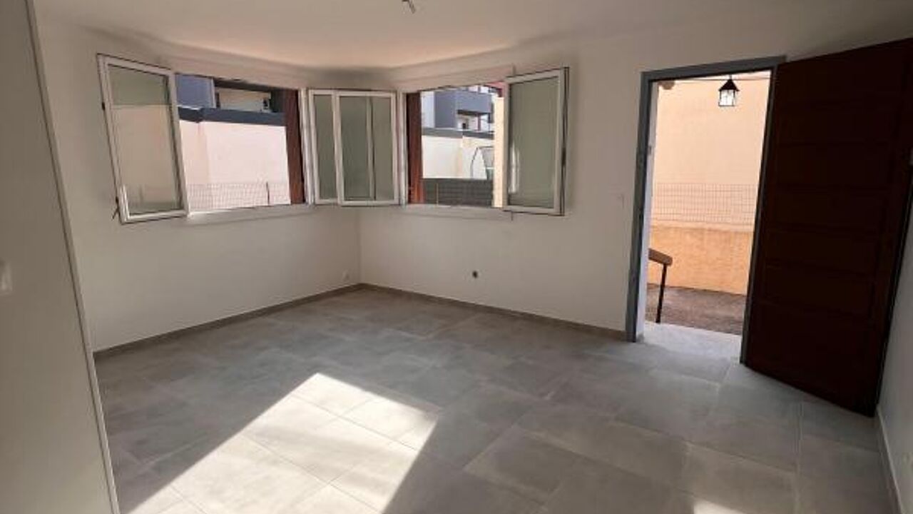 appartement 3 pièces 43 m2 à louer à Marignane (13700)