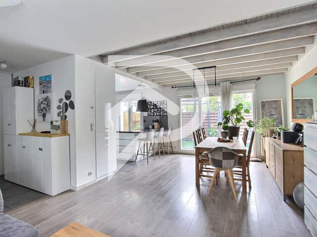 Triplex de 6 pièces de 125,85m2 en bord de Seine - Comme dans... — photo du bien