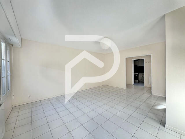Appartement T3 Intra muros Avignon — photo du bien