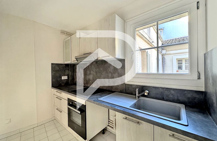 Appartement T3 Intra muros Avignon — photo 3