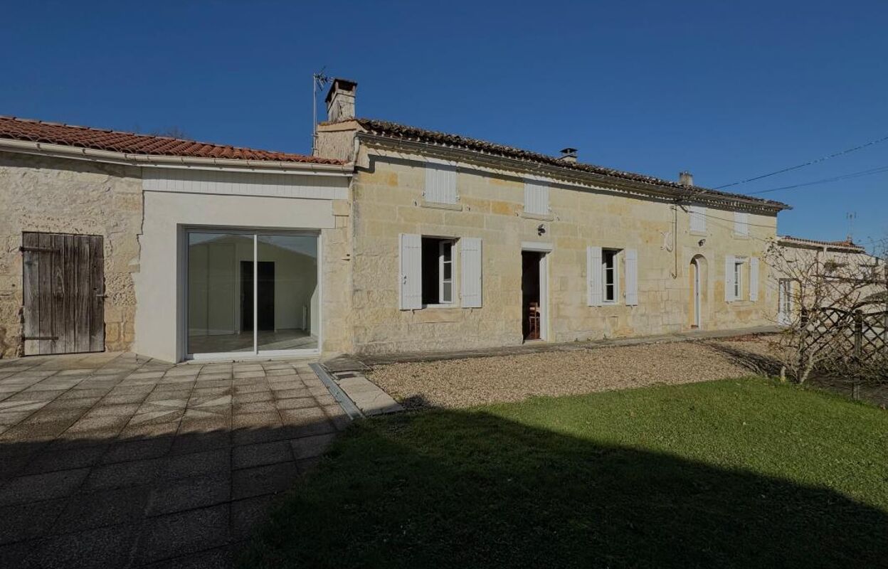 maison 5 pièces 160 m2 à vendre à Saint-Georges-des-Coteaux (17810)