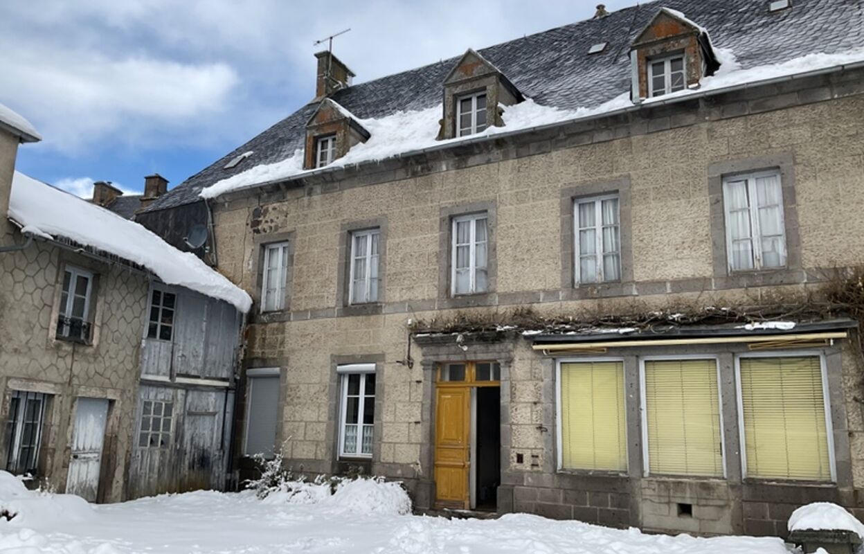 maison 12 pièces 218 m2 à vendre à Compains (63610)