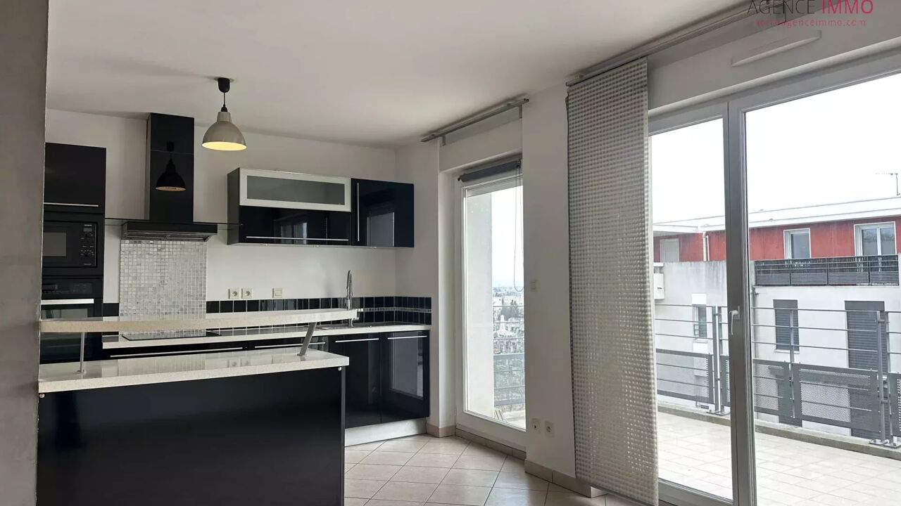 appartement 3 pièces 63 m2 à louer à Bron (69500)