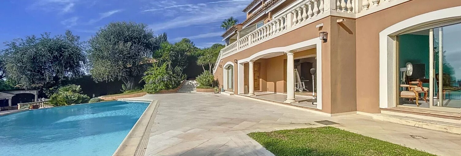 Maison 10 Pièces 400 m² à vendre à Vallauris (06220)