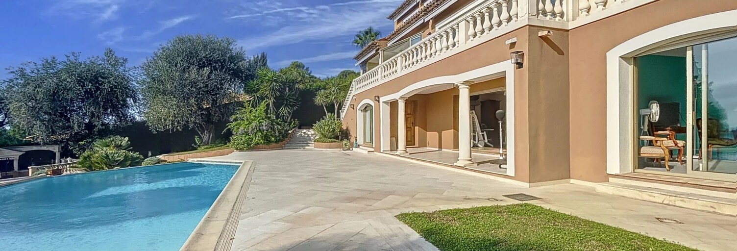 Maison 10 Pièces 400 m² à vendre à Vallauris (06220)