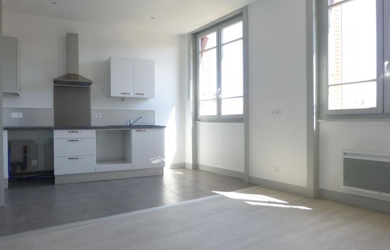 appartement 2 pièces 42 m2 à vendre à Oullins (69600)