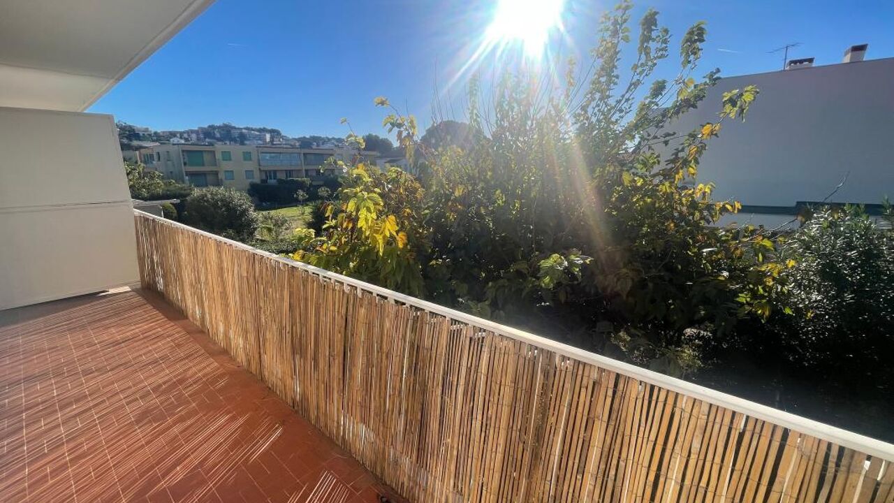 appartement 3 pièces 67 m2 à vendre à Six-Fours-les-Plages (83140)