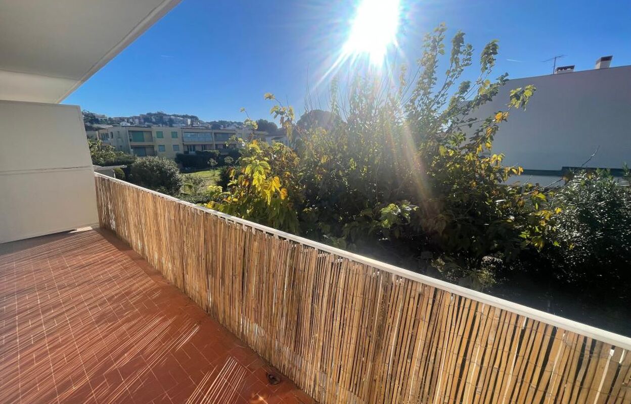 appartement 3 pièces 67 m2 à vendre à Six-Fours-les-Plages (83140)