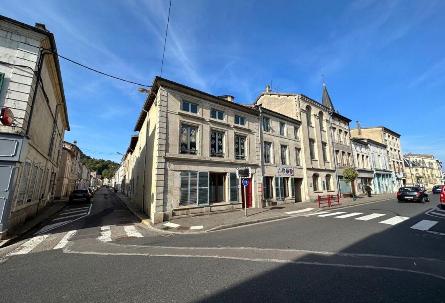 LIGNY EN BARROIS — photo 1