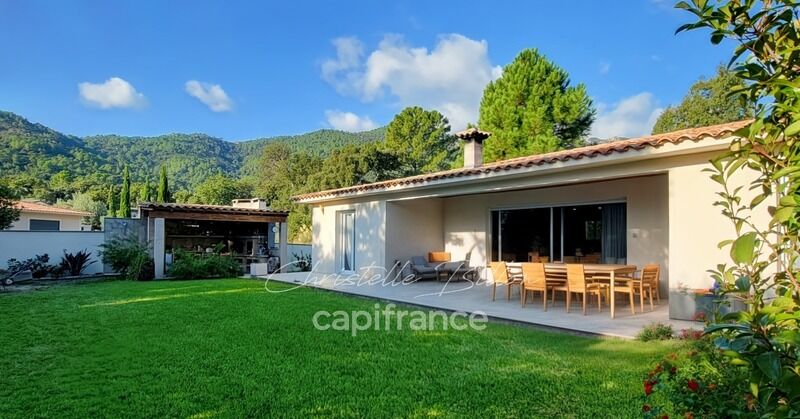 Villa / Maison 7 pièces  à vendre Sainte-Lucie de Porto-Vecchio 20144