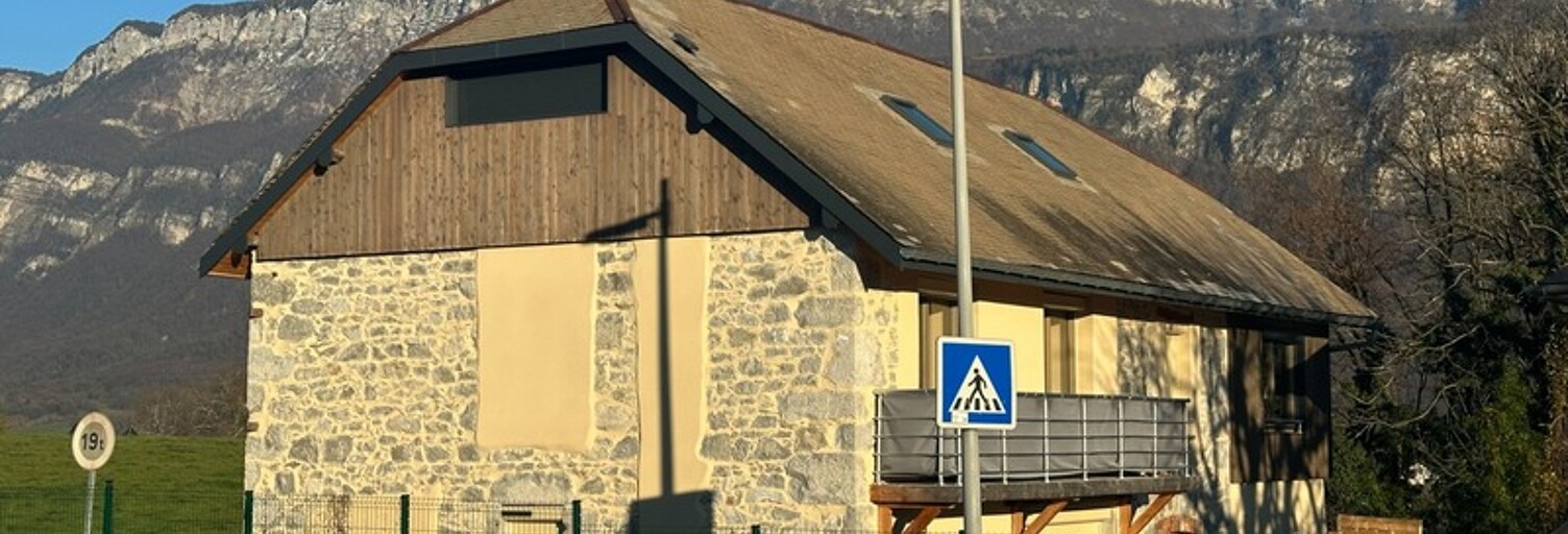 Immeuble  200 m² à vendre à Sonnaz (73000)