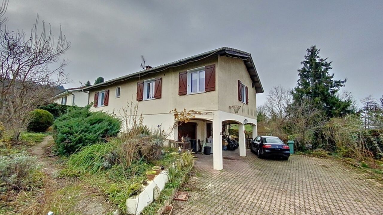 maison 5 pièces 130 m2 à vendre à Bourgoin-Jallieu (38300)