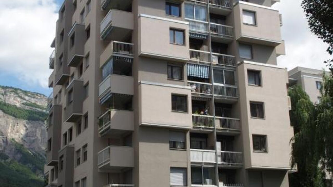 appartement 4 pièces 82 m2 à louer à Meylan (38240)