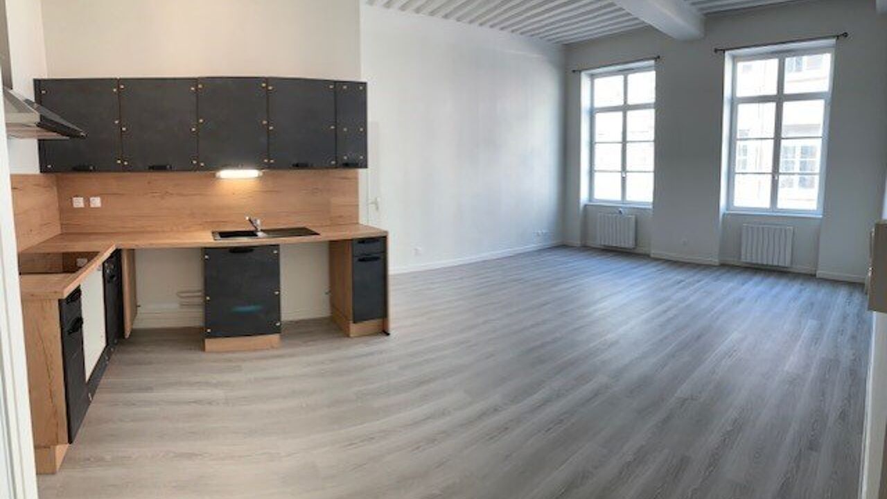 appartement 4 pièces 96 m2 à louer à Lyon 1 (69001)