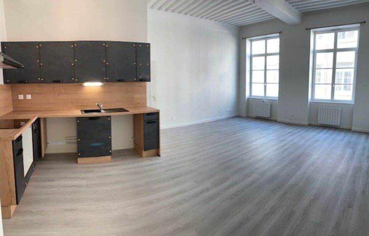 appartement 4 pièces 96 m2 à louer à Lyon 1 (69001)