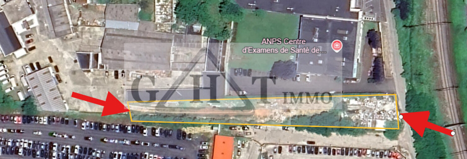 Terrain  2100 m² à louer à Dammarie-les-Lys (77190)