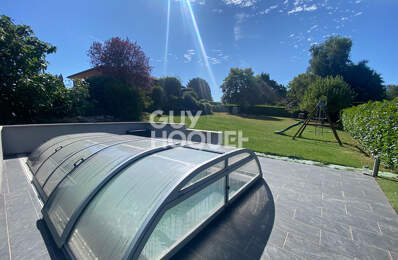 Exclusivité /  A vendre  - Maison avec jardin et piscine  et ... — photo du bien
