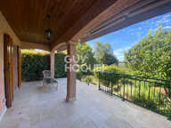 Exclusivité /  A vendre  - Maison avec jardin et piscine  et ... — photo 4