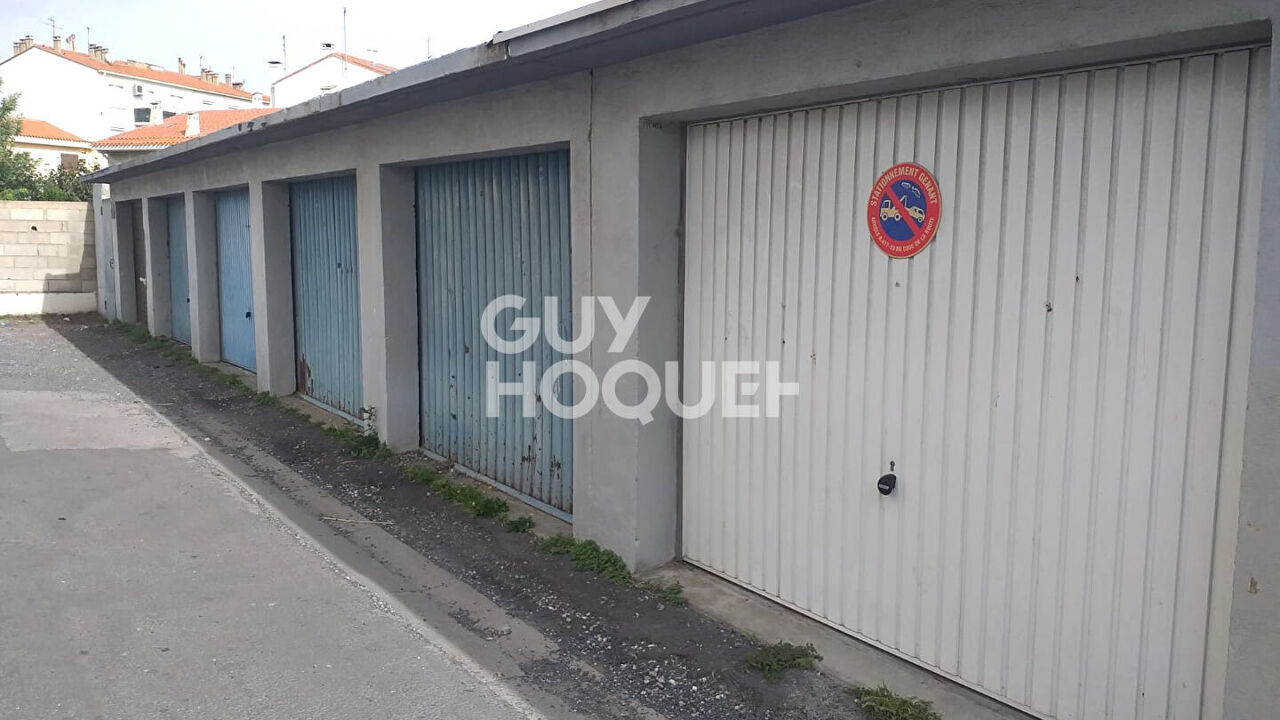 garage  pièces  m2 à vendre à Perpignan (66000)