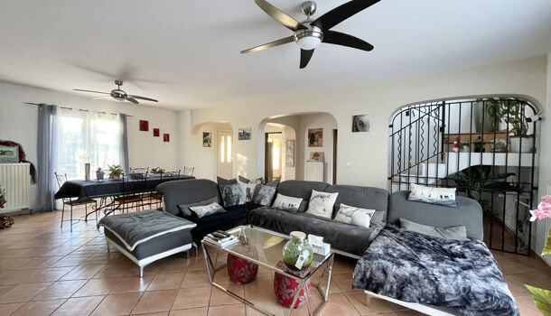 Villa / Maison 9 pièces  à vendre Aubord 30620