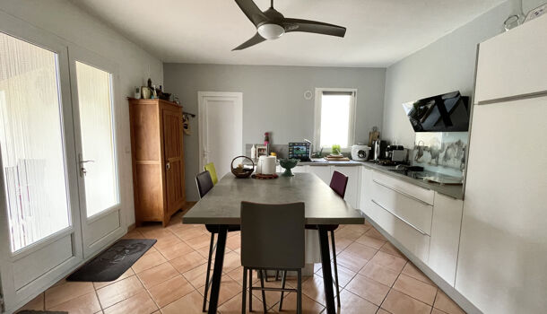 Villa / Maison 9 pièces  à vendre Aubord 30620